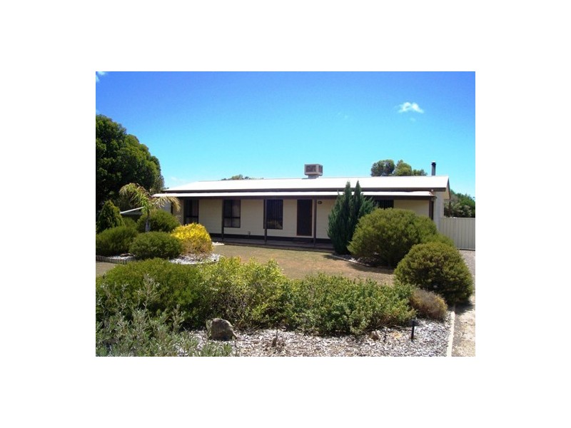 9 Evans Road, Wallaroo SA 5556