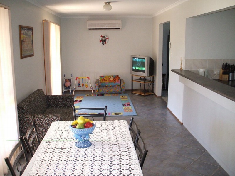 9 Evans Road, Wallaroo SA 5556