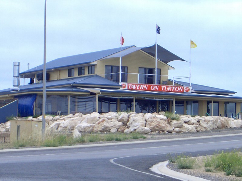 56 Esplanade, Point Turton SA 5575