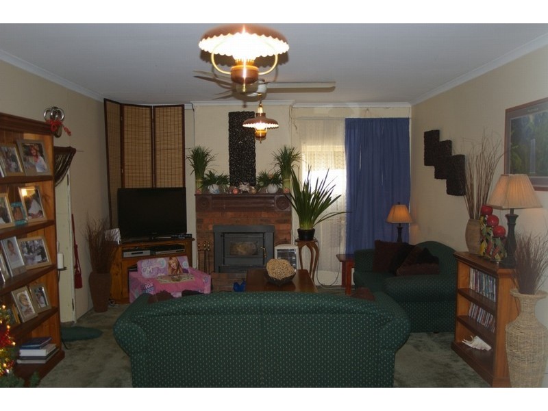 459 Harvey Street, Moonta Mines SA 5558