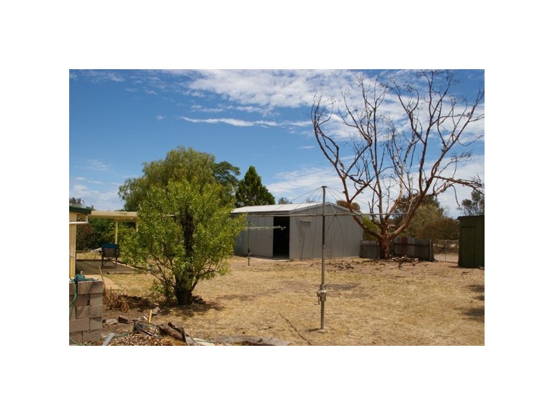 459 Harvey Street, Moonta Mines SA 5558