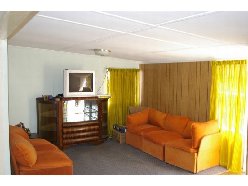 10 Henry Street, Moonta SA 5558