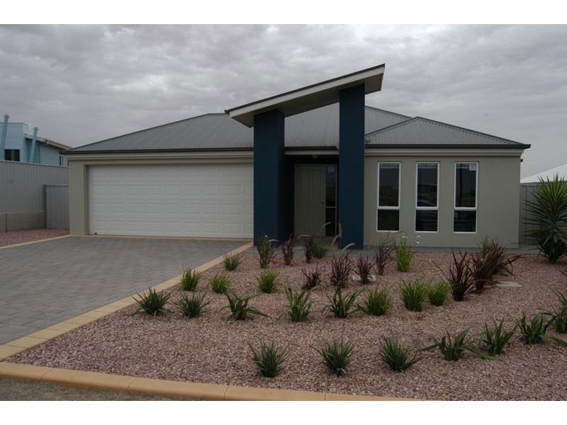 7 Spinnaker Court, Wallaroo SA 5556