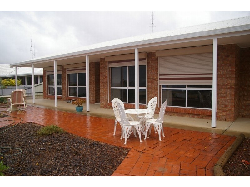 4 Warmington Esp, Wallaroo SA 5556