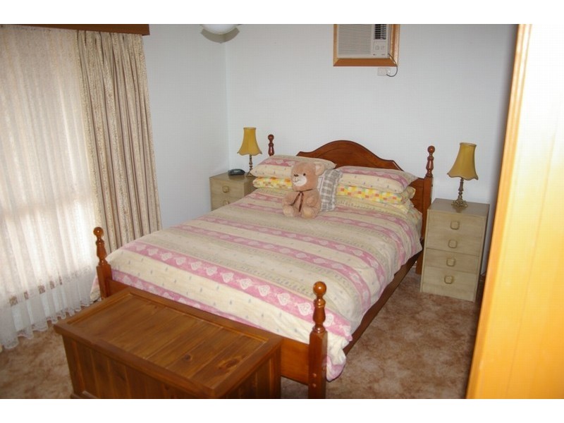 82 Narangga Tce, Moonta Bay SA 5558