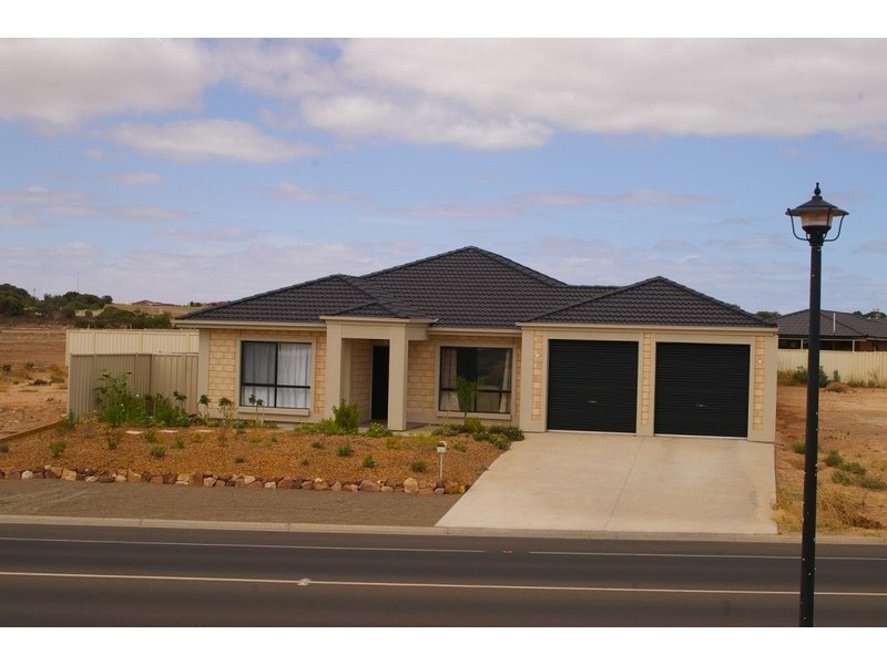 4 Pommern Way, Wallaroo SA 5556