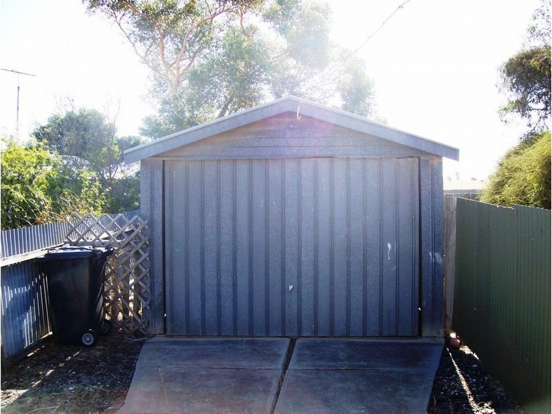 54 Tiddy Ave, Maitland SA 5573