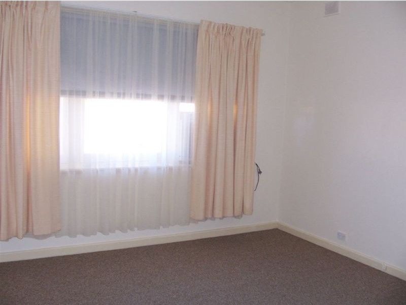 11 Gawler Street, Kadina SA 5554