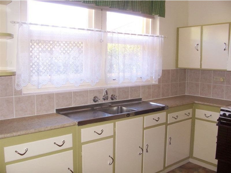 11 Gawler Street, Kadina SA 5554