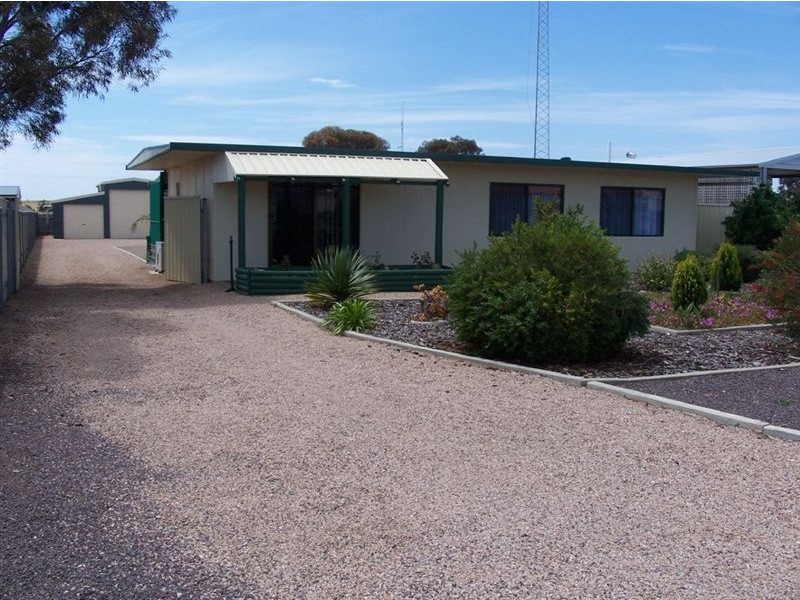 67 Cambridge Street, Moonta Bay SA 5558