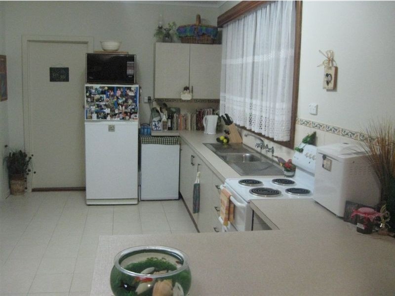 10 First Street, Moonta SA 5558