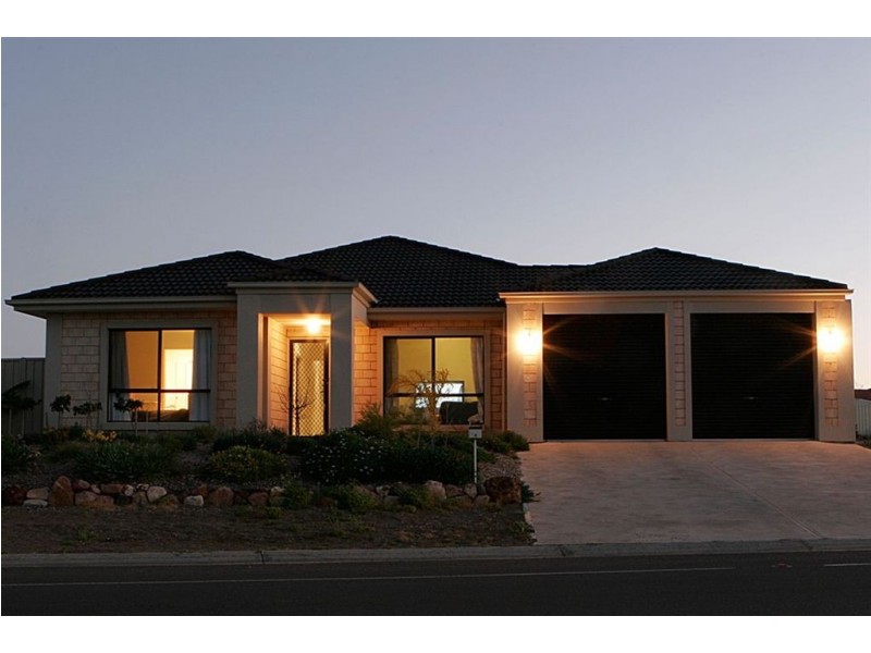 4 Pommern Way, Wallaroo SA 5556