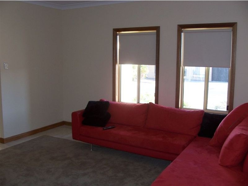 6 Sanders Street, Moonta Bay SA 5558