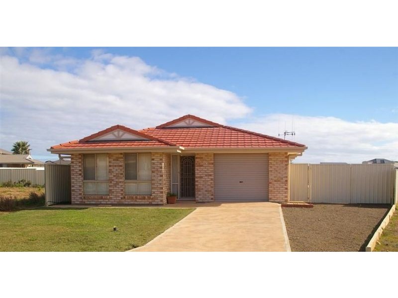 13 Albatross Street, Wallaroo SA 5556