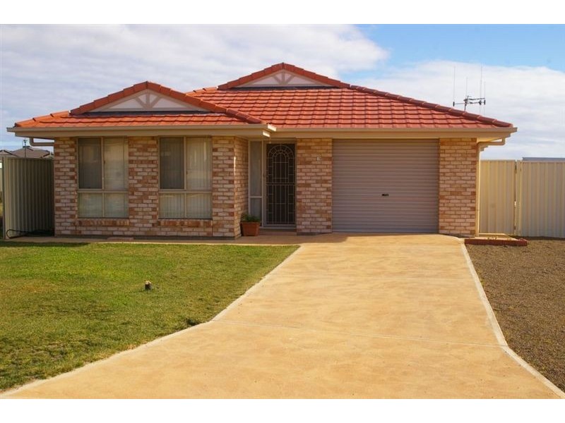 13 Albatross Street, Wallaroo SA 5556