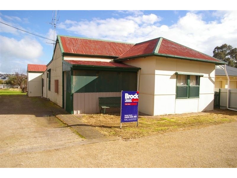 16 – 18 Rogers Terrace, Maitland SA 5573