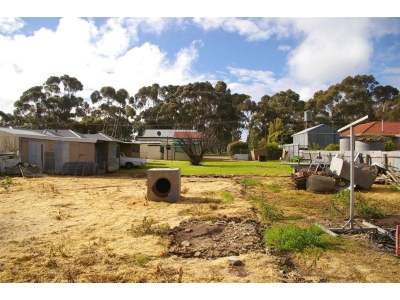 16 – 18 Rogers Terrace, Maitland SA 5573