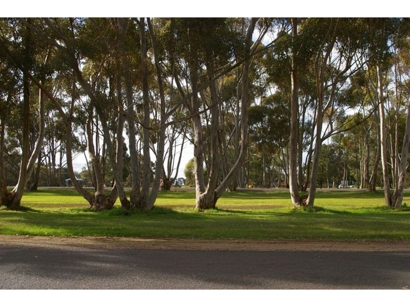 16 – 18 Rogers Terrace, Maitland SA 5573