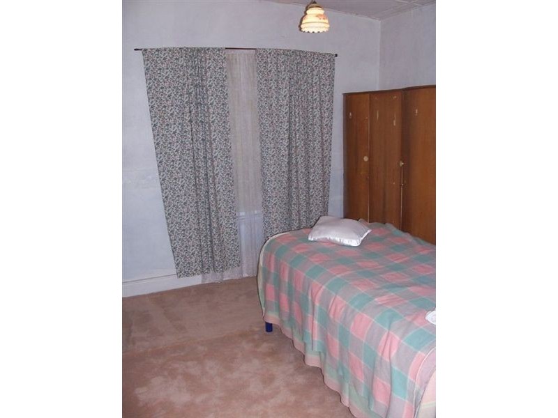 2 Lipson Road, Kadina SA 5554