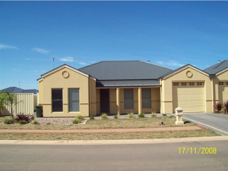 30 John Olsen Drive, Kadina SA 5554