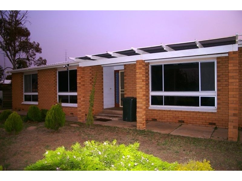 20 High Street, Tickera SA 5555