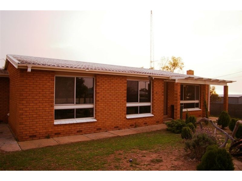 20 High Street, Tickera SA 5555