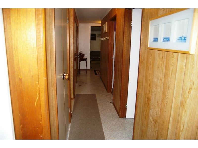 20 High Street, Tickera SA 5555