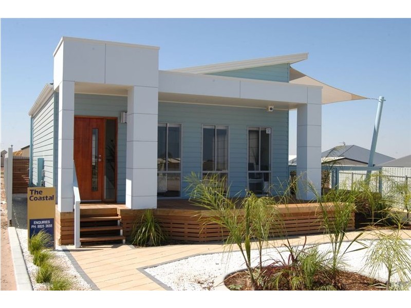14 Trembath Street, Moonta Bay SA 5558