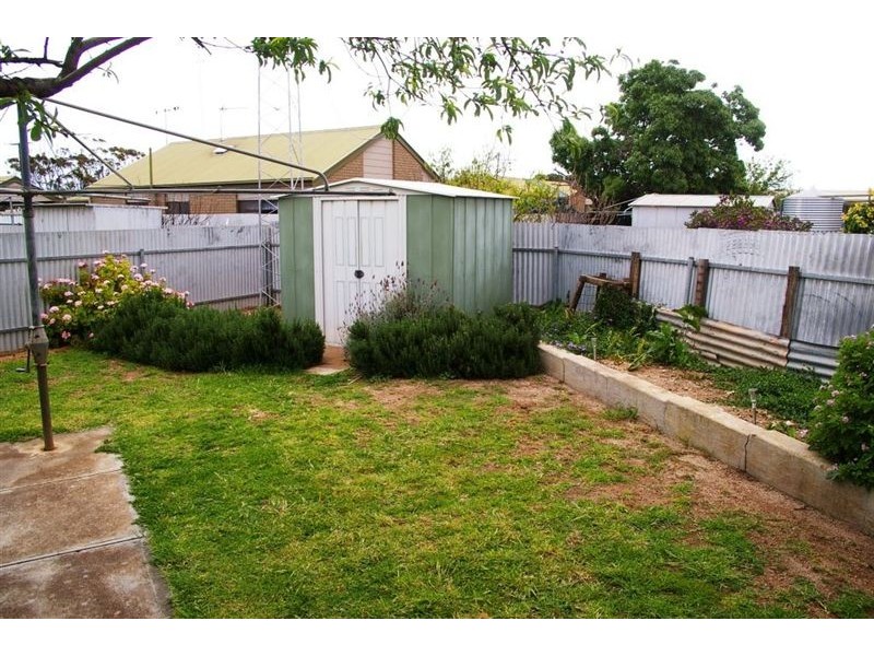 2 Moonta Street, Wallaroo SA 5556