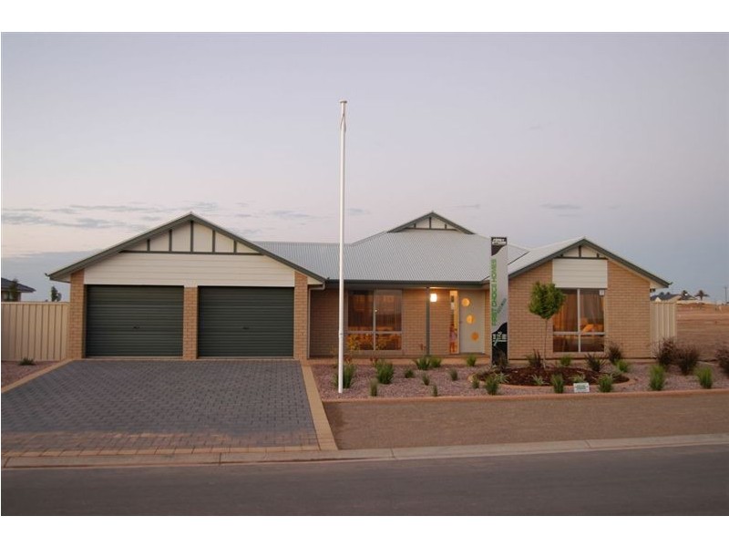 18 Islesworth Street- North Shores, Wallaroo SA 5556