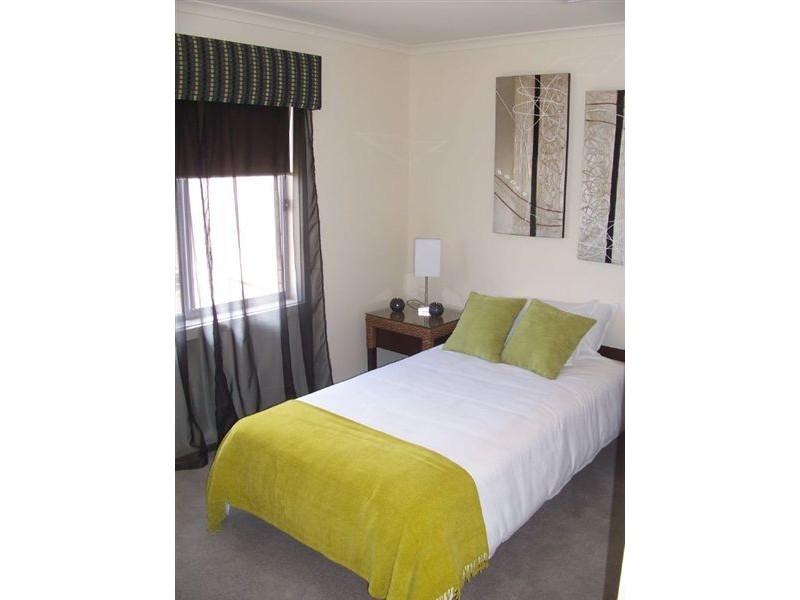 18 Islesworth Street- North Shores, Wallaroo SA 5556