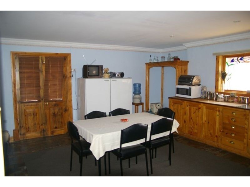 102 George Street, Moonta SA 5558