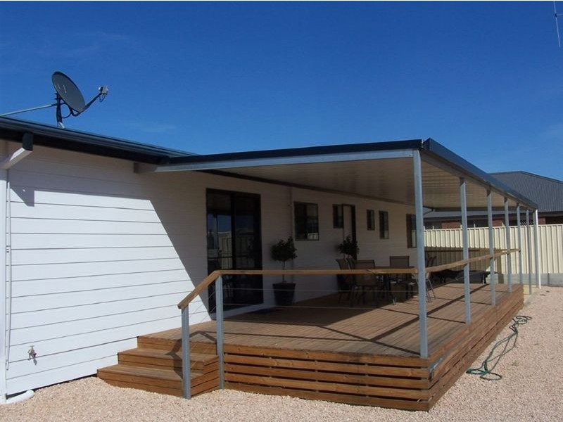 10 Chapple Street, Moonta Bay SA 5558