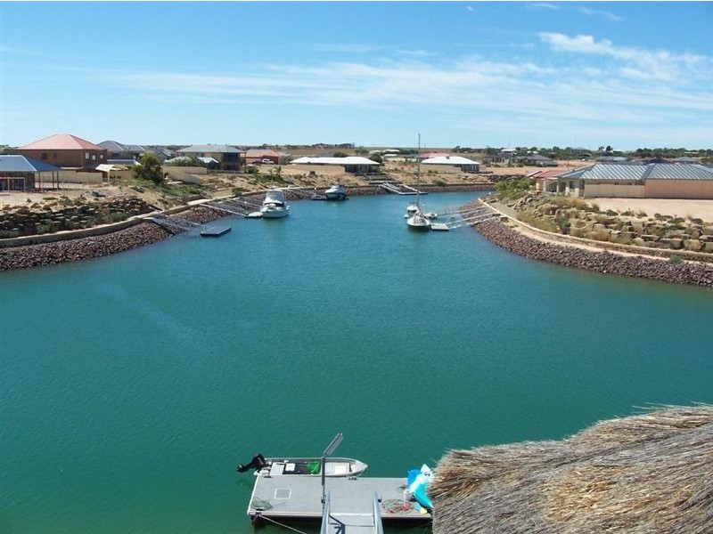 10 Stately Way, Wallaroo SA 5556