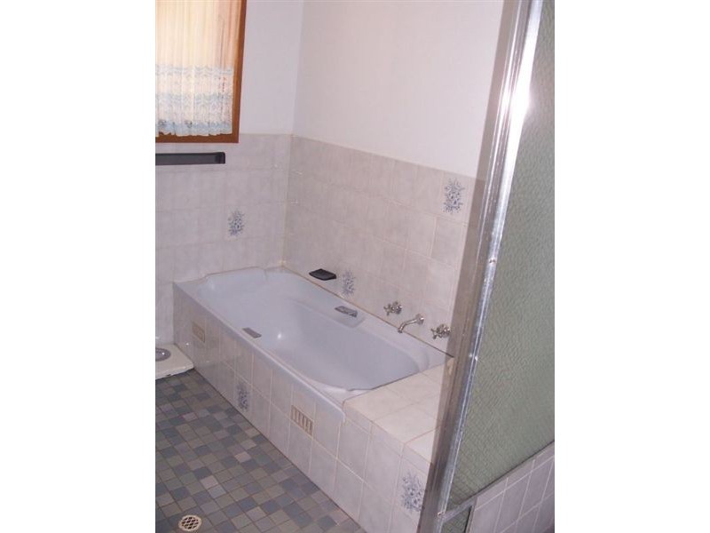 94 Drain Road, Kadina SA 5554