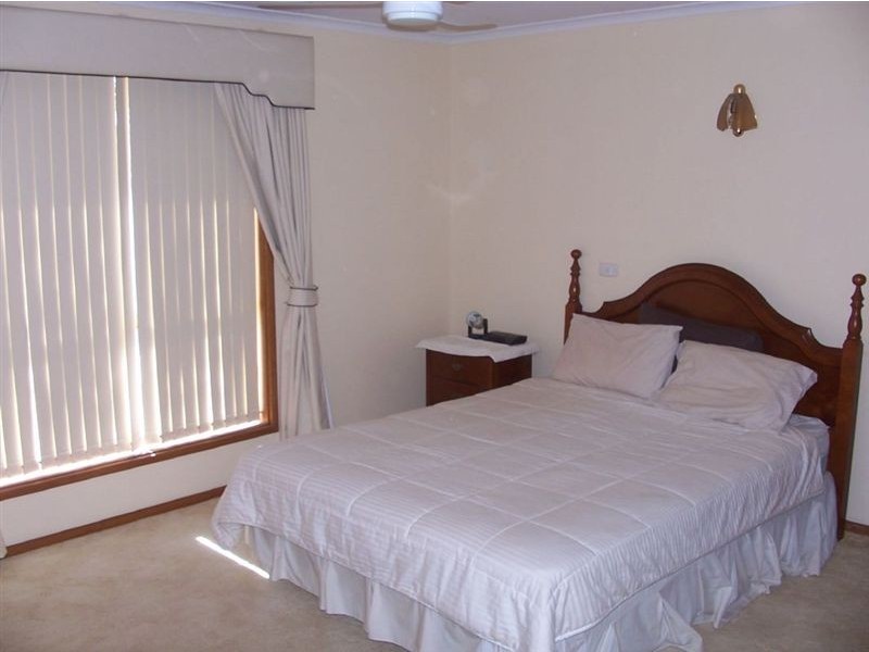 94 Drain Road, Kadina SA 5554