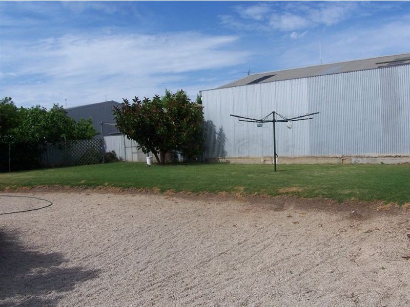 52 Esplanade, Point Turton SA 5575