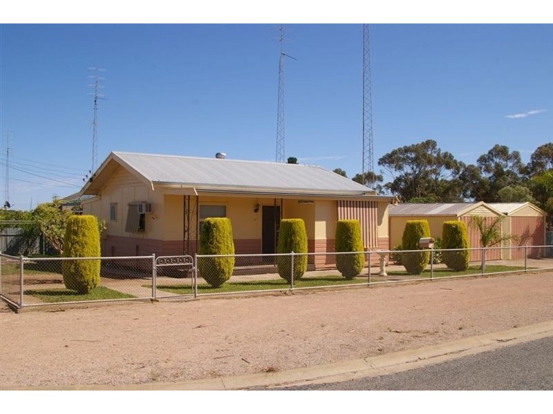 17 Young Street, Wallaroo SA 5556