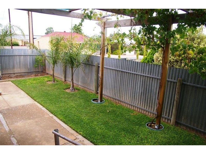17 Young Street, Wallaroo SA 5556