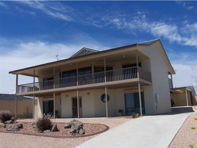 14 Sanders Street, Moonta Bay SA 5558