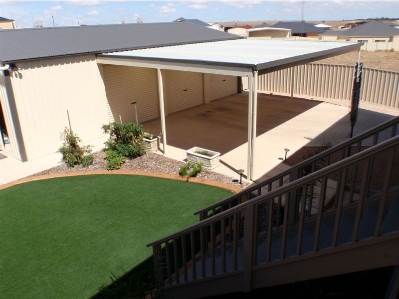 14 Sanders Street, Moonta Bay SA 5558