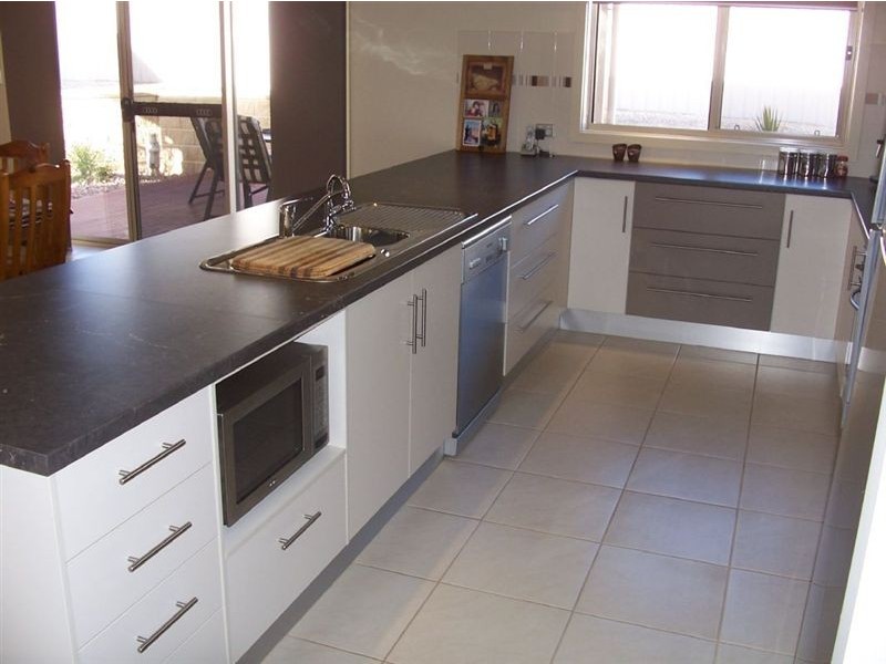 17 Freeman Court, Moonta Bay SA 5558