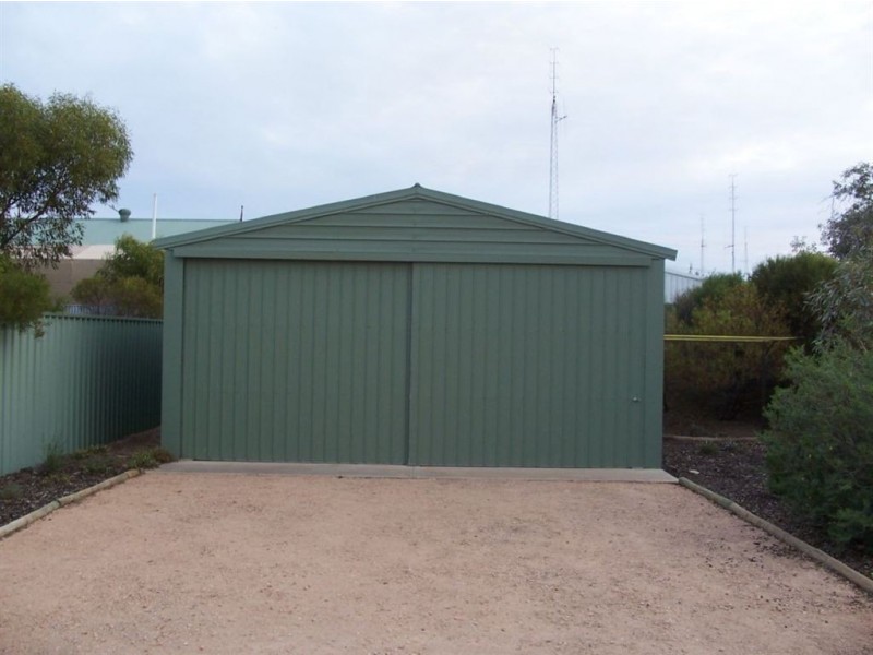 16 Moonta Road, Moonta Bay SA 5558