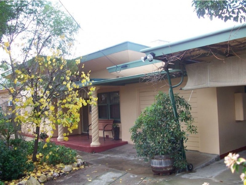 27 Russell Street, Kadina SA 5554