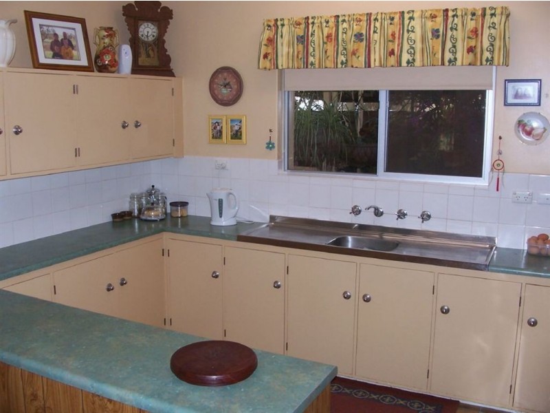 27 Russell Street, Kadina SA 5554