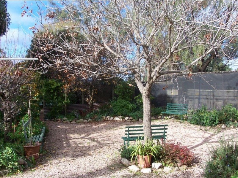 27 Russell Street, Kadina SA 5554