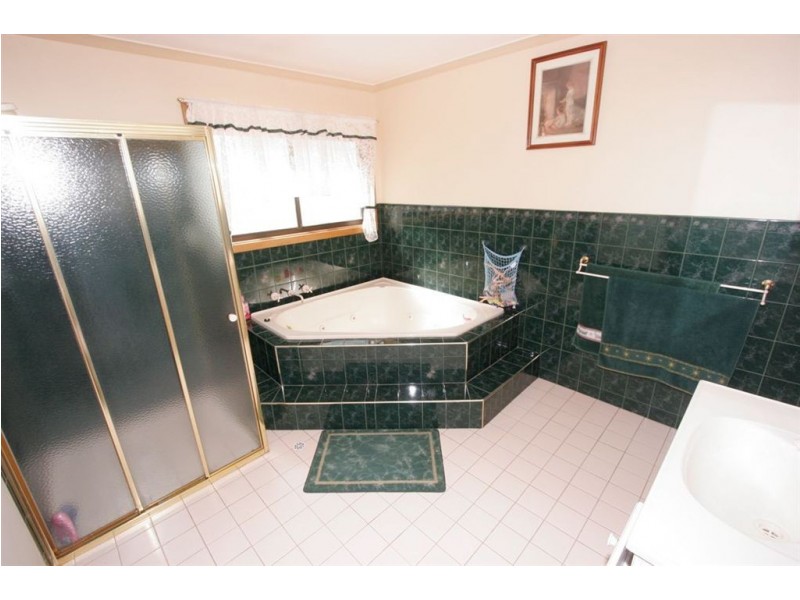 3 Thompson Street, Wallaroo SA 5556