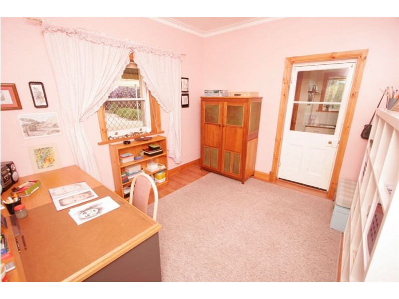 215 Stirling Terrace, Kadina SA 5554