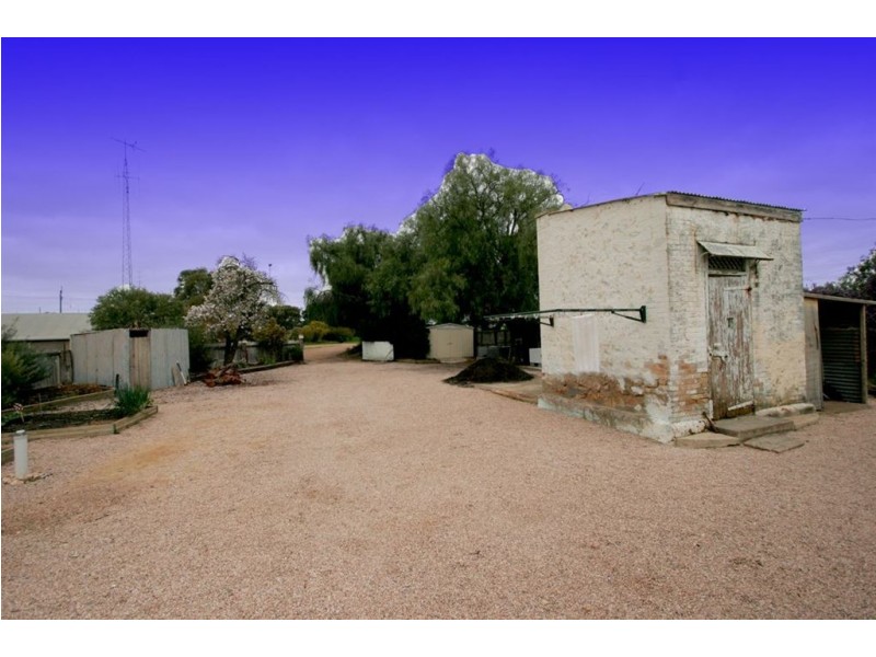 215 Stirling Terrace, Kadina SA 5554