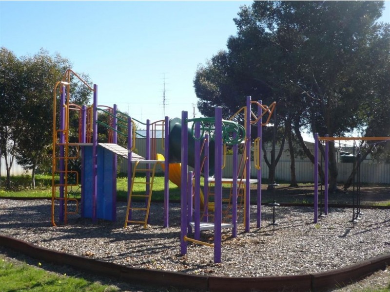 6 Moontana Avenue, Moonta Bay SA 5558